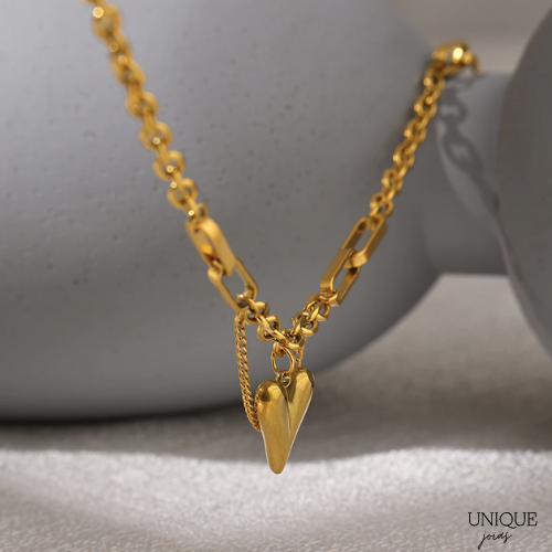 Collar con Colgante de Corazón